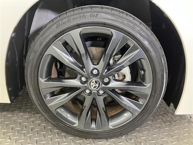 カローラツーリング ハイブリッド　ダブルバイビー　追突軽減ブレーキ　バックモニタ　地デジフルセグ　横滑防止　ナビＴＶ　スマキー　ＬＥＤライト　デュアルエアバッグ　エアコン　オートクルーズ　サイドエアバッグ　ＥＴＣ付　ＰＳ　キーフリー　ＡＢＳ　ワンオナ（29枚目）