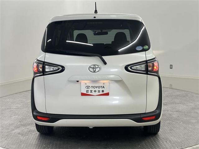 シエンタ ファンベースＸ　片側電動ドア　アイスト　ワンオーナー　ウォークスルー　フルセグ　ＥＴＣ　マニュアルエアコン　ＤＶＤ　パワーウィンドウ　パワーステアリング　横滑り防止機能　メモリーナビ　キーレスエントリー　エアバック（7枚目）