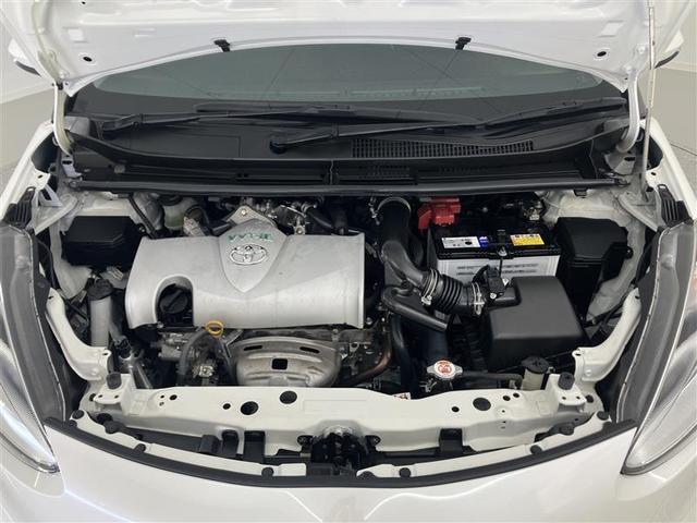 シエンタ ファンベースＸ　片側電動ドア　アイスト　ワンオーナー　ウォークスルー　フルセグ　ＥＴＣ　マニュアルエアコン　ＤＶＤ　パワーウィンドウ　パワーステアリング　横滑り防止機能　メモリーナビ　キーレスエントリー　エアバック（30枚目）