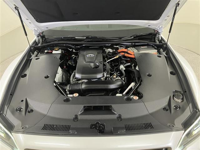 クラウンハイブリッド ＲＳ　リミテッドＩＩ　地デジＴＶ　横滑り防止装置　盗難防止装置　電動パワーシート　本革シート　エアバッグ　ＬＥＤヘッド　オートクルーズ　バックモニター　ナビＴＶ　ＡＢＳ　スマートキー　エアコン　キーレス　ＥＴＣ　ワンオナ（38枚目）