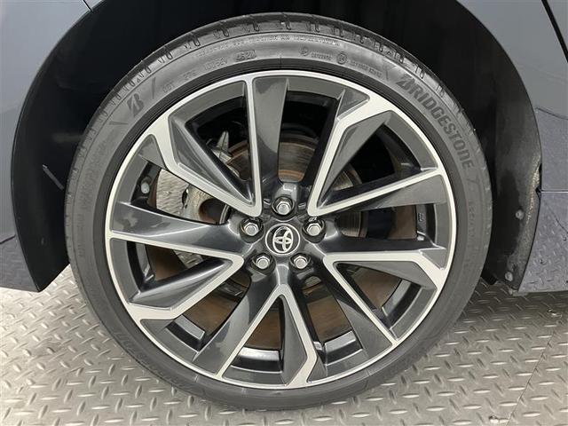 カローラスポーツ ハイブリッドG Z サイドエアバック 前後誤発進抑制 盗難防止 スマートキーシステム Bモニ オートクルーズ LEDライト 1オーナー車 エアバック TV オートエアコン 地デジ AW デュアルエアバッグ キーレス(26枚目)