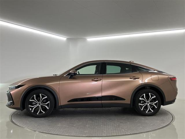 クラウンクロスオーバー Gアドバンスド 衝突軽減装置 フルセグテレビ クルコン 横滑防止装置 ドライブレコーダー LEDヘッドライト Bカメラ Pシート ETC オートエアコン 1オーナー AUX エアバッグ 4WD キーレス 盗難防止装置(6枚目)