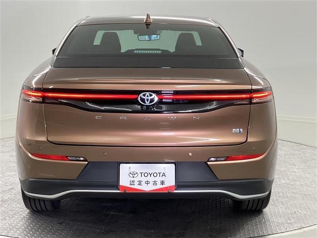 クラウンクロスオーバー Gアドバンスド 衝突軽減装置 フルセグテレビ クルコン 横滑防止装置 ドライブレコーダー LEDヘッドライト Bカメラ Pシート ETC オートエアコン 1オーナー AUX エアバッグ 4WD キーレス 盗難防止装置(7枚目)