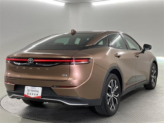 クラウンクロスオーバー Gアドバンスド 衝突軽減装置 フルセグテレビ クルコン 横滑防止装置 ドライブレコーダー LEDヘッドライト Bカメラ Pシート ETC オートエアコン 1オーナー AUX エアバッグ 4WD キーレス 盗難防止装置(8枚目)