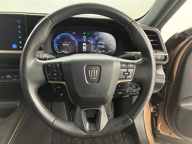 クラウンクロスオーバー Gアドバンスド 衝突軽減装置 フルセグテレビ クルコン 横滑防止装置 ドライブレコーダー LEDヘッドライト Bカメラ Pシート ETC オートエアコン 1オーナー AUX エアバッグ 4WD キーレス 盗難防止装置(10枚目)