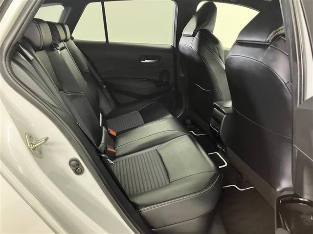 カローラツーリング ハイブリッド　ダブルバイビー　メディアプレイヤー接続　バックモニター　フルセグＴＶ　ＬＥＤライト　クルコン　横滑り防止　盗難防止装置　ナビ・ＴＶ　ドライブレコーダー　エアバッグ　ＥＴＣ　ＡＢＳ　助手席エアバッグ　キーレス（16枚目）