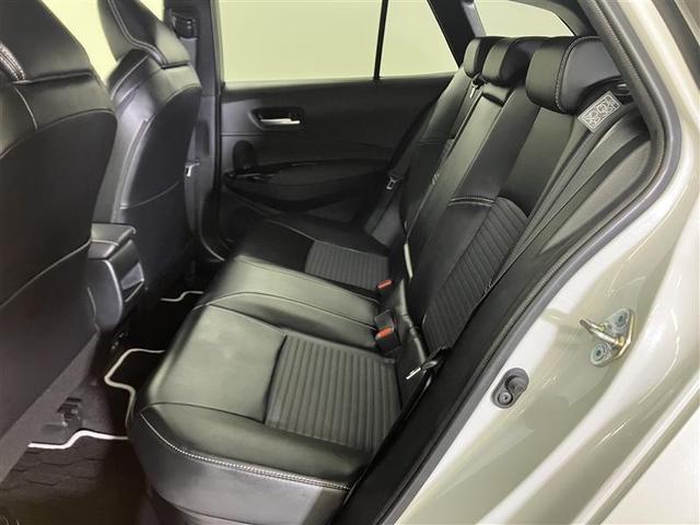 カローラツーリング ハイブリッド　ダブルバイビー　メディアプレイヤー接続　バックモニター　フルセグＴＶ　ＬＥＤライト　クルコン　横滑り防止　盗難防止装置　ナビ・ＴＶ　ドライブレコーダー　エアバッグ　ＥＴＣ　ＡＢＳ　助手席エアバッグ　キーレス（17枚目）