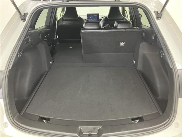 カローラツーリング ハイブリッド　ダブルバイビー　メディアプレイヤー接続　バックモニター　フルセグＴＶ　ＬＥＤライト　クルコン　横滑り防止　盗難防止装置　ナビ・ＴＶ　ドライブレコーダー　エアバッグ　ＥＴＣ　ＡＢＳ　助手席エアバッグ　キーレス（19枚目）