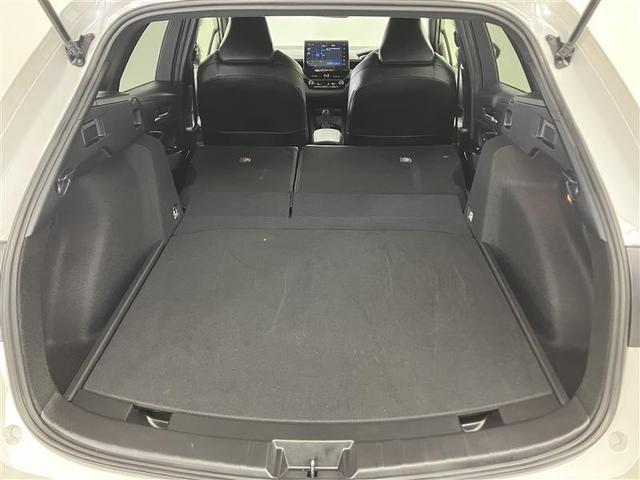 カローラツーリング ハイブリッド　ダブルバイビー　メディアプレイヤー接続　バックモニター　フルセグＴＶ　ＬＥＤライト　クルコン　横滑り防止　盗難防止装置　ナビ・ＴＶ　ドライブレコーダー　エアバッグ　ＥＴＣ　ＡＢＳ　助手席エアバッグ　キーレス（20枚目）