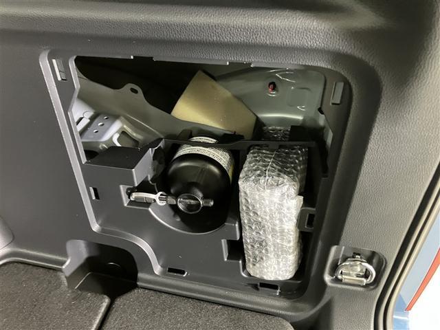 �T�|�J�[�r�Ƃ́A�����u���[�L�ɉ����āA����҂ɑ����ƌ����Ă��铥�݊ԈႢ���̖h�~���T�|�[�g����@�\�ł��B�ڂ����͔̔��X�X�^�b�t�܂ł������˂��������B