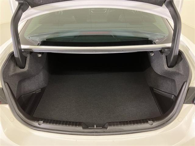 �L�X�Ƃ����g�����N�X�y�[�X������Ă��܂��B�傫�Ȃ��̂Ⓑ���̂���ו�����������Ɛςݍ��߂܂��B