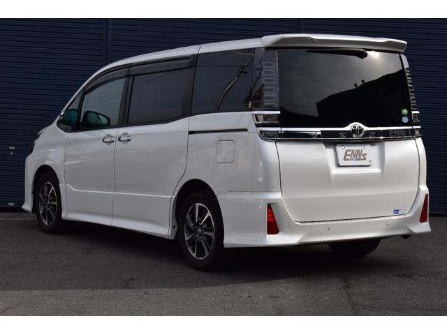 ヴォクシー ＺＳ　煌ＩＩ（10枚目）