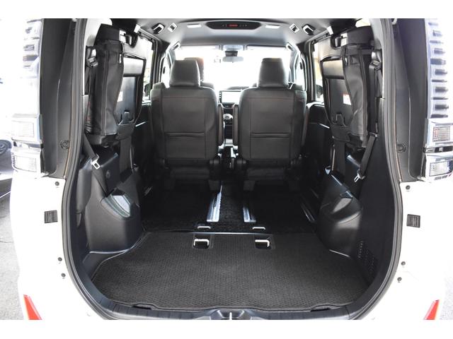 ヴォクシー ＺＳ　煌ＩＩ（16枚目）