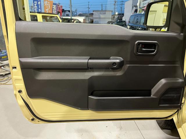 ジムニー XL THEROOTS ザルーツ 名栗加工ステアリング 名栗加工シフトノブ コーデュロイ生地シートカバー レトロホイール ナビゲーション フルセグTV フロントシートヒーター(46枚目)