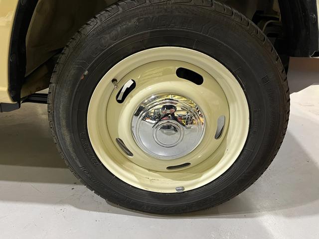 ジムニー XL THEROOTS ザルーツ 名栗加工ステアリング 名栗加工シフトノブ コーデュロイ生地シートカバー レトロホイール ナビゲーション フルセグTV フロントシートヒーター(70枚目)