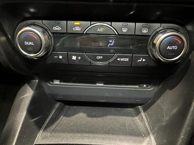 アクセラスポーツ XD 6速MT サンルーフ BOSEサウンドシステム WORKEMOTION18インチアルミ AutoExe車高調 インテークサクションキット スポーツワイパーブレード ボンネットダンパー(24枚目)