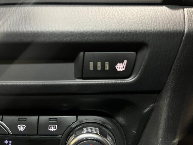 アクセラスポーツ XD 6速MT サンルーフ BOSEサウンドシステム WORKEMOTION18インチアルミ AutoExe車高調 インテークサクションキット スポーツワイパーブレード ボンネットダンパー(25枚目)