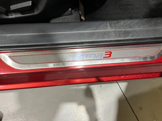 アクセラスポーツ XD 6速MT サンルーフ BOSEサウンドシステム WORKEMOTION18インチアルミ AutoExe車高調 インテークサクションキット スポーツワイパーブレード ボンネットダンパー(37枚目)