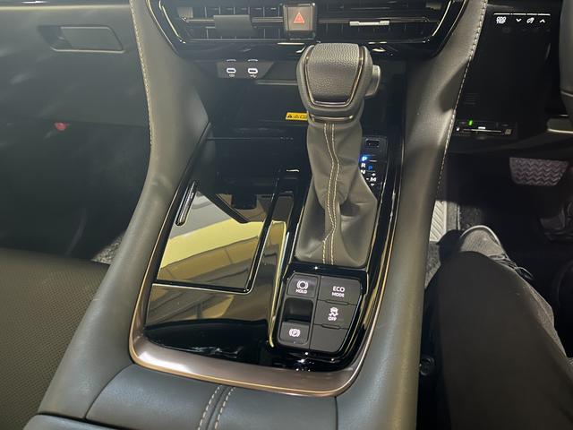 アルファード Z 純正DVDプレーヤー モデリスタエアロ 左右独立ムーンルーフ 後席フリップダウンモニター 保証継承 ユニバーサルステップ 寒冷地仕様 ヘッドアップディスプレイ 走行中TV ワンオーナー(17枚目)