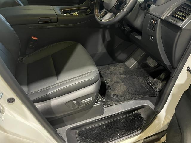 アルファード Z 純正DVDプレーヤー モデリスタエアロ 左右独立ムーンルーフ 後席フリップダウンモニター 保証継承 ユニバーサルステップ 寒冷地仕様 ヘッドアップディスプレイ 走行中TV ワンオーナー(30枚目)