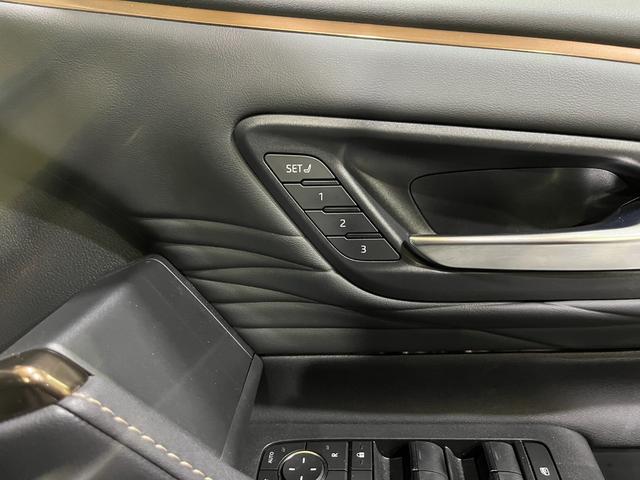 アルファード Z 純正DVDプレーヤー モデリスタエアロ 左右独立ムーンルーフ 後席フリップダウンモニター 保証継承 ユニバーサルステップ 寒冷地仕様 ヘッドアップディスプレイ 走行中TV ワンオーナー(32枚目)