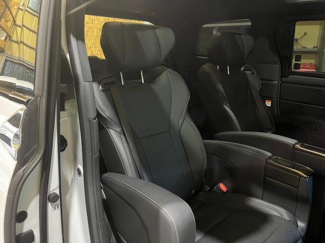 アルファード Z 純正DVDプレーヤー モデリスタエアロ 左右独立ムーンルーフ 後席フリップダウンモニター 保証継承 ユニバーサルステップ 寒冷地仕様 ヘッドアップディスプレイ 走行中TV ワンオーナー(36枚目)