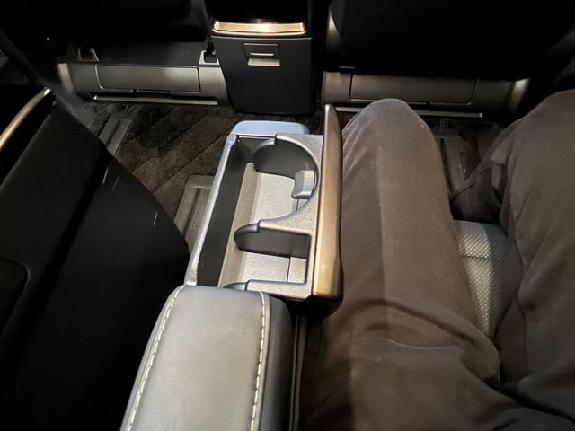 アルファード Z 純正DVDプレーヤー モデリスタエアロ 左右独立ムーンルーフ 後席フリップダウンモニター 保証継承 ユニバーサルステップ 寒冷地仕様 ヘッドアップディスプレイ 走行中TV ワンオーナー(40枚目)