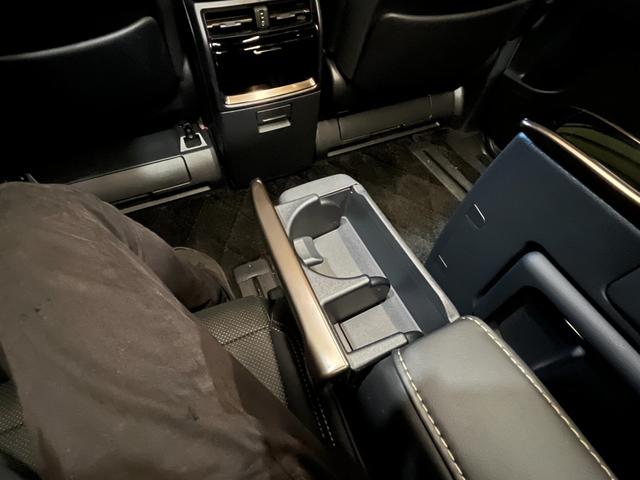 アルファード Z 純正DVDプレーヤー モデリスタエアロ 左右独立ムーンルーフ 後席フリップダウンモニター 保証継承 ユニバーサルステップ 寒冷地仕様 ヘッドアップディスプレイ 走行中TV ワンオーナー(47枚目)