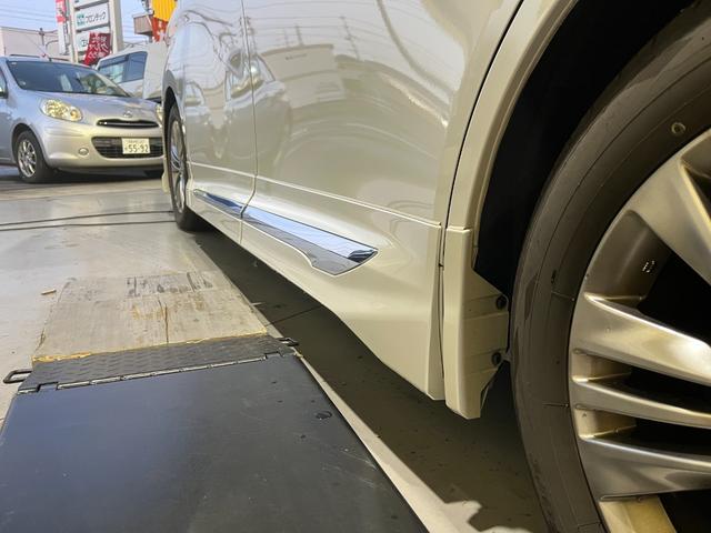 アルファード Z 純正DVDプレーヤー モデリスタエアロ 左右独立ムーンルーフ 後席フリップダウンモニター 保証継承 ユニバーサルステップ 寒冷地仕様 ヘッドアップディスプレイ 走行中TV ワンオーナー(71枚目)