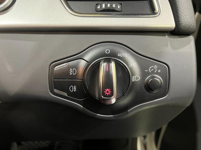 S5 ベースグレード AWE TUNINGマフラー 赤レザー内装 パワーシート シートヒーター アダプティブヘッドライト フルセグTV バックモニター ETC フロントタイヤ新品 前後ブレーキパッド新品(31枚目)