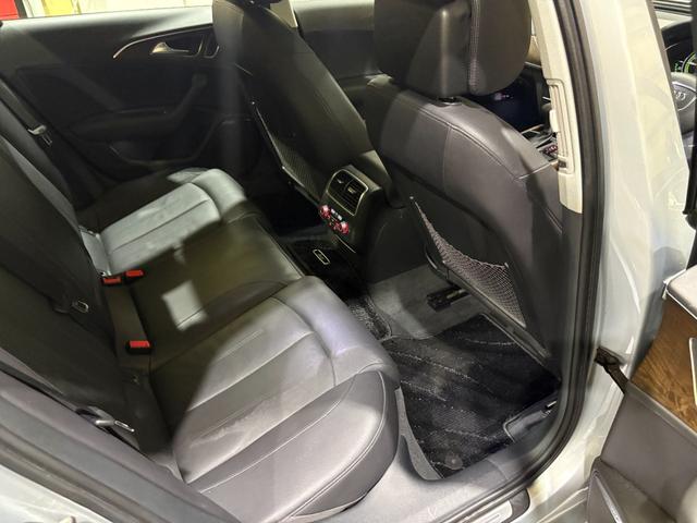 Ａ６ハイブリッド ベースグレード　サンルーフ　多眼ＬＥＤヘッドライト　ＢＯＳＥサウンドシステム　レザーシート　シートヒーター　バックビューモニター　フルセグ　ＤＶＤ再生　クルーズコントロール　１８インチアルミホイール　ＥＴＣ（30枚目）