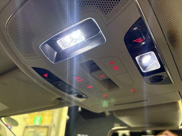 Ａ６ハイブリッド ベースグレード　サンルーフ　多眼ＬＥＤヘッドライト　ＢＯＳＥサウンドシステム　レザーシート　シートヒーター　バックビューモニター　フルセグ　ＤＶＤ再生　クルーズコントロール　１８インチアルミホイール　ＥＴＣ（37枚目）