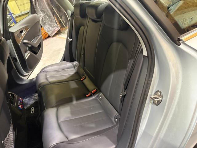 Ａ６ハイブリッド ベースグレード　サンルーフ　多眼ＬＥＤヘッドライト　ＢＯＳＥサウンドシステム　レザーシート　シートヒーター　バックビューモニター　フルセグ　ＤＶＤ再生　クルーズコントロール　１８インチアルミホイール　ＥＴＣ（42枚目）