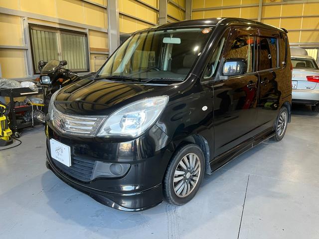 ソリオ Ｘ　ナビゲーション　フルセグＴＶ　バックモニター　ＥＴＣ　助手席側電動スライドドア　ルーフスポイラー　オートエアコン　電動格納ドアミラー　プッシュスタート　リモコンキー２個（2枚目）