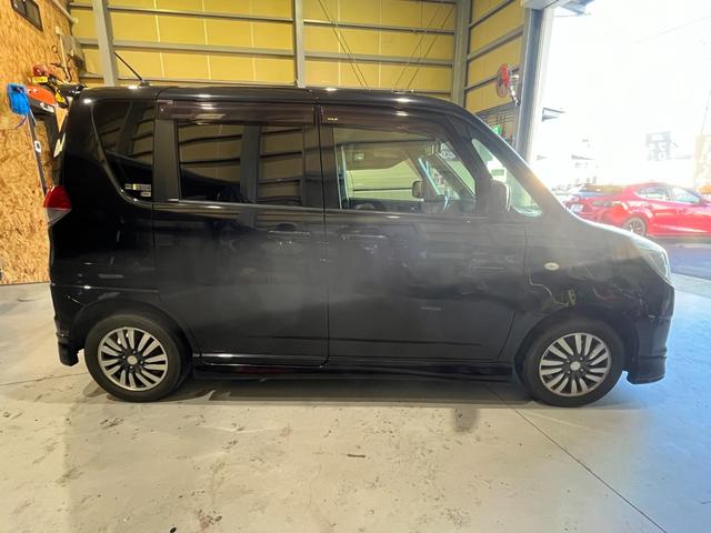 ソリオ Ｘ　ナビゲーション　フルセグＴＶ　バックモニター　ＥＴＣ　助手席側電動スライドドア　ルーフスポイラー　オートエアコン　電動格納ドアミラー　プッシュスタート　リモコンキー２個（6枚目）