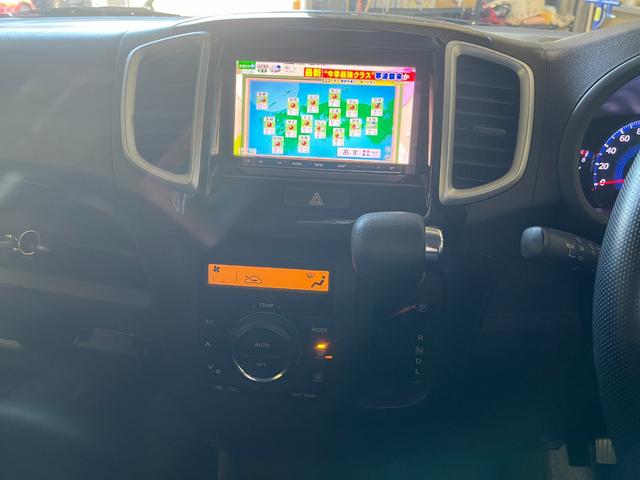 ソリオ Ｘ　ナビゲーション　フルセグＴＶ　バックモニター　ＥＴＣ　助手席側電動スライドドア　ルーフスポイラー　オートエアコン　電動格納ドアミラー　プッシュスタート　リモコンキー２個（16枚目）