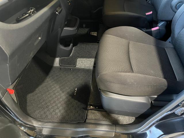 ソリオ Ｘ　ナビゲーション　フルセグＴＶ　バックモニター　ＥＴＣ　助手席側電動スライドドア　ルーフスポイラー　オートエアコン　電動格納ドアミラー　プッシュスタート　リモコンキー２個（35枚目）