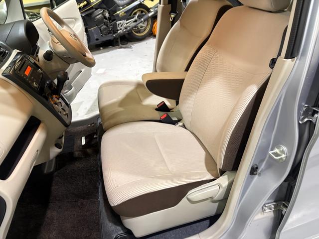 デイズ Ｊ　ワンオーナー　エマージェンシーブレーキ　キーレス　ＣＤ／ＦＭデッキ　距離２万キロ台　トラクションコントロール　ベージュ内装　クールシルバー　ＬＥＤテールランプ　エアコン（33枚目）