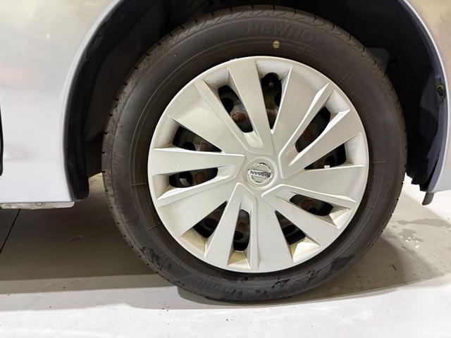 デイズ Ｊ　ワンオーナー　エマージェンシーブレーキ　キーレス　ＣＤ／ＦＭデッキ　距離２万キロ台　トラクションコントロール　ベージュ内装　クールシルバー　ＬＥＤテールランプ　エアコン（39枚目）