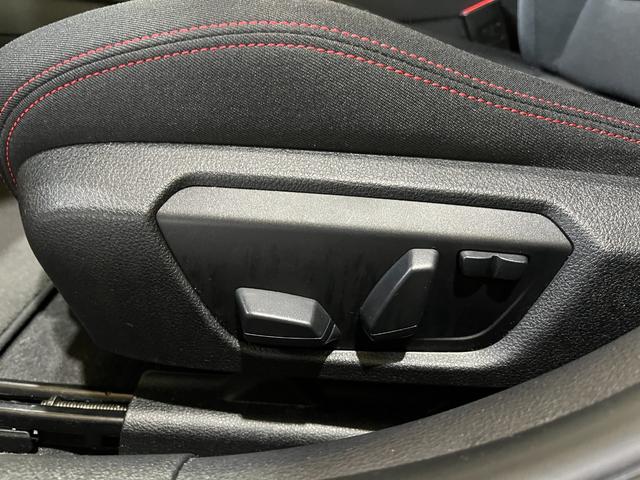 ３シリーズ ３２０ｉ　スポーツ　バックモニター　ドライブレコーダー　ＥＴＣ　ＲＥＧＮＯ　インテリキー×２　禁煙車　クルーズコントロール　キセノンヘッドライト　フォグランプ　リアフォグ　前席パワーシート　保証書　取説（37枚目）