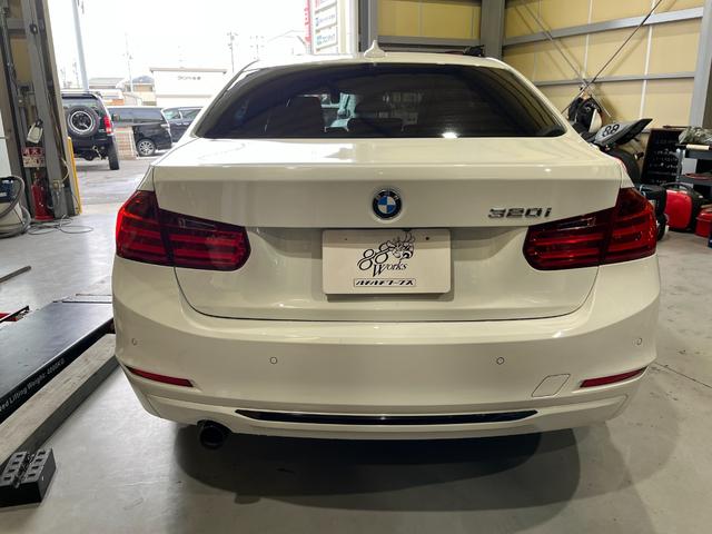 ３シリーズ ３２０ｉ　スポーツ　バックモニター　ドライブレコーダー　ＥＴＣ　ＲＥＧＮＯ　インテリキー×２　禁煙車　クルーズコントロール　キセノンヘッドライト　フォグランプ　リアフォグ　前席パワーシート　保証書　取説（65枚目）