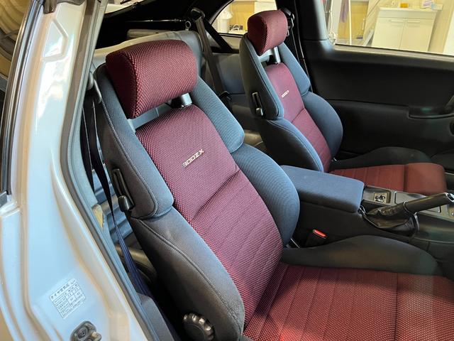 フェアレディZ バージョンS ツインターボ 最終型 2by2 Tバールーフ NAVAN製ATシフトノブ HKSマフラー タイミングベルト交換済 リアレザーシート ナビゲーション フルセグTV ETC ウインカーレンズ付きドアミラーカバー(16枚目)