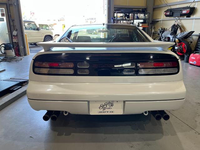 フェアレディZ バージョンS ツインターボ 最終型 2by2 Tバールーフ NAVAN製ATシフトノブ HKSマフラー タイミングベルト交換済 リアレザーシート ナビゲーション フルセグTV ETC ウインカーレンズ付きドアミラーカバー(61枚目)