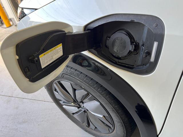 ���W�W�������������@�̌f�ڎԂ����������܂��Đ��ɂ��肪�Ƃ��������܂��B�ǂ�ȍ��ׂȂ��Ƃł����C�y�ɂ��₢���킹����������@�F�l����̂��A���A�����X���X�^�b�t�ꓯ�S��肨�҂����Ă���܂���