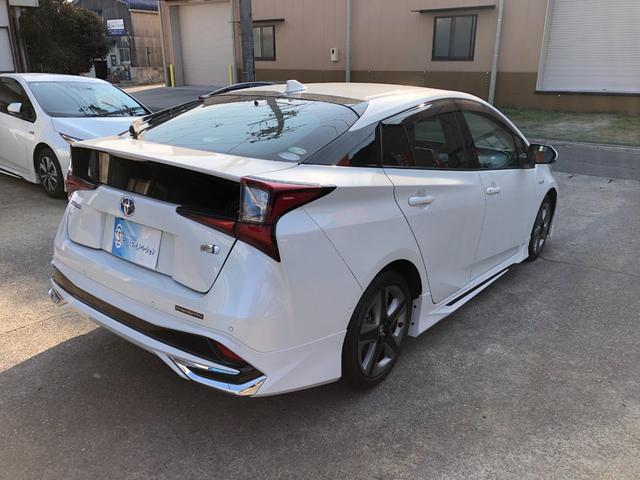 プリウス Ａツーリングセレクション　モデリスタエアロ・純正９インチナビフルセグＴＶ・バックモニター・シートヒーター・ＢＳＭ・ＨＵＤ・ＥＴＣ・クリアランスソナー・パワーシート・ドラレコ・レーダークルーズ・ＲＣＴＡ・パワーシート（16枚目）