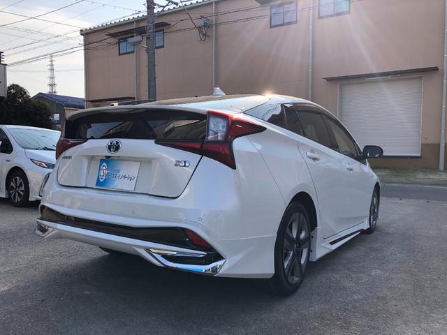 プリウス Ｓツーリングセレクション　モデリスタエアロ・純正９インチナビフルセグＴＶ・バックモニター・ビルトインＥＴＣ・セーフティセンス・レザーシート・シートヒーター・ＬＥＤヘッドライト・フォグ・レーダークルーズ・クリアランスソナー（11枚目）