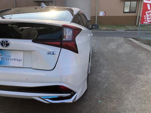 プリウス Ｓツーリングセレクション　モデリスタエアロ・純正９インチナビフルセグＴＶ・バックモニター・ビルトインＥＴＣ・セーフティセンス・レザーシート・シートヒーター・ＬＥＤヘッドライト・フォグ・レーダークルーズ・クリアランスソナー（14枚目）