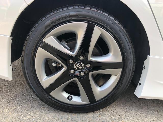 プリウス Ｓツーリングセレクション　モデリスタエアロ・純正９インチナビフルセグＴＶ・バックモニター・ビルトインＥＴＣ・セーフティセンス・レザーシート・シートヒーター・ＬＥＤヘッドライト・フォグ・レーダークルーズ・クリアランスソナー（17枚目）