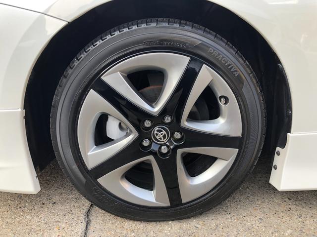 プリウス Ｓツーリングセレクション　モデリスタエアロ・純正９インチナビフルセグＴＶ・バックモニター・ビルトインＥＴＣ・セーフティセンス・レザーシート・シートヒーター・ＬＥＤヘッドライト・フォグ・レーダークルーズ・クリアランスソナー（19枚目）