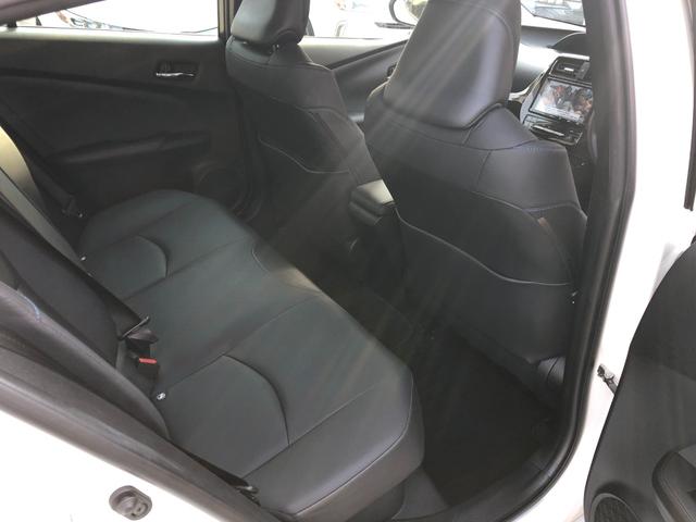 プリウス Ｓツーリングセレクション　モデリスタエアロ・純正９インチナビフルセグＴＶ・バックモニター・ビルトインＥＴＣ・セーフティセンス・レザーシート・シートヒーター・ＬＥＤヘッドライト・フォグ・レーダークルーズ・クリアランスソナー（33枚目）